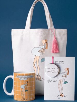 Combo Mamá hermosa: taza cuadrillé naranja, totebag y tarjetón con medallón, diseño Día de la Madre